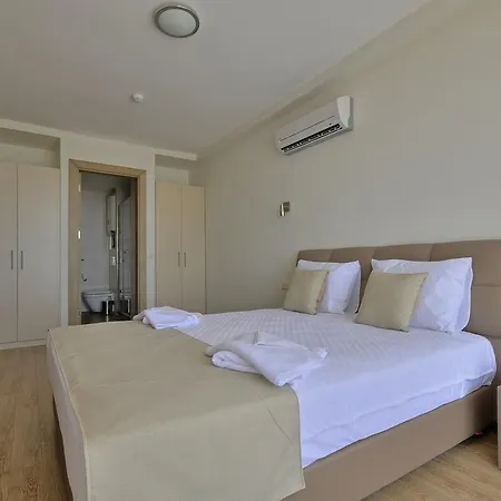 Hotel Delmar & Cesme