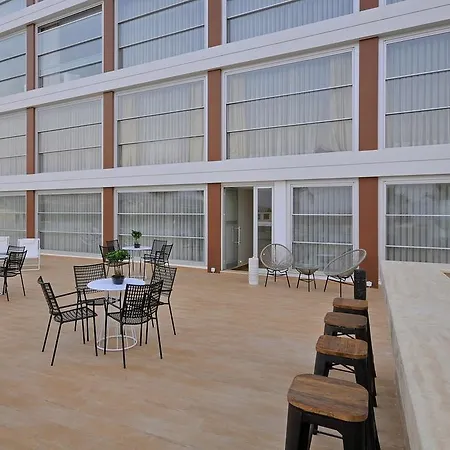 Delmar & Hotel 3*